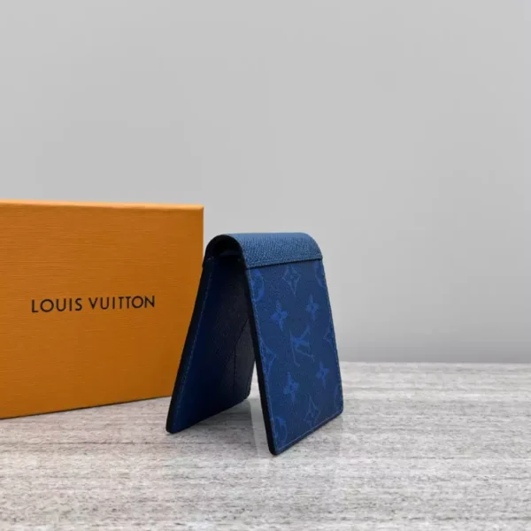 Louis Vuitton Multiple Wallet - LW24
