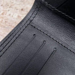 Louis Vuitton Multiple Wallet - LW25
