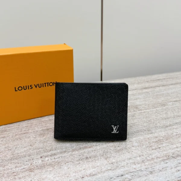 Louis Vuitton Multiple Wallet - LW26