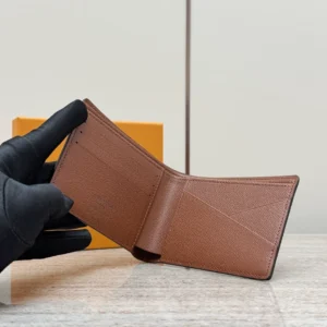 Louis Vuitton Multiple Wallet - LW27
