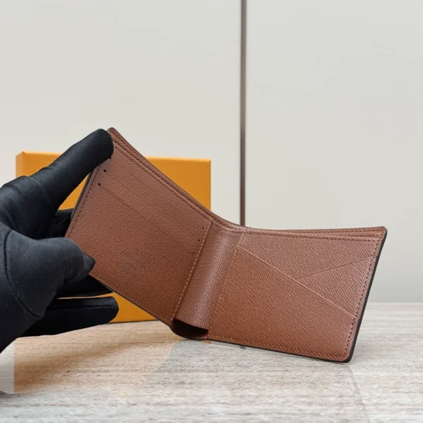 Louis Vuitton Multiple Wallet - LW27