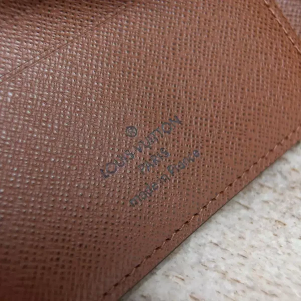 Louis Vuitton Multiple Wallet - LW27