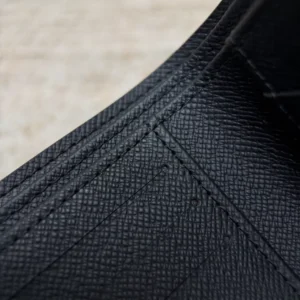 Louis Vuitton Multiple Wallet - LW28