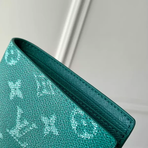 Louis Vuitton Multiple Wallet - LW35