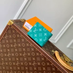 Louis Vuitton Multiple Wallet - LW35