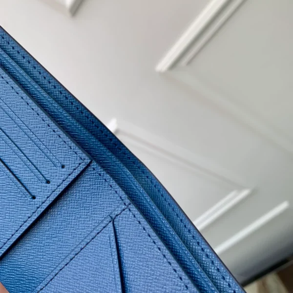 Louis Vuitton Multiple Wallet - LW37