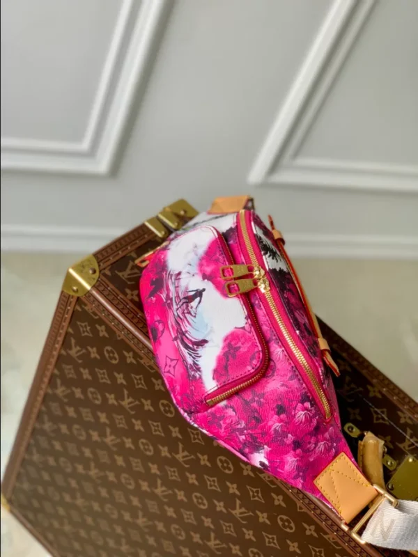Louis Vuitton Rush Bumbag - LCP014