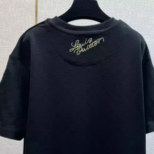 Louis Vuitton Signature Patch Cotton T-Shirt - LT123
