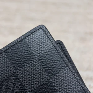 Louis Vuitton Slender Wallet - LW30