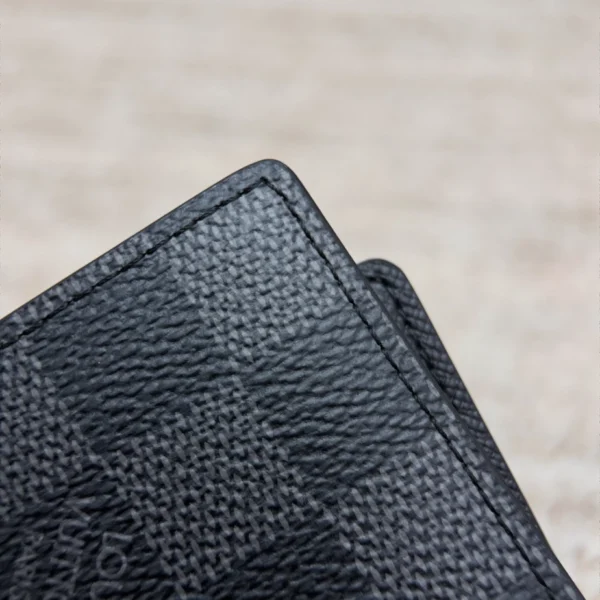 Louis Vuitton Slender Wallet - LW30