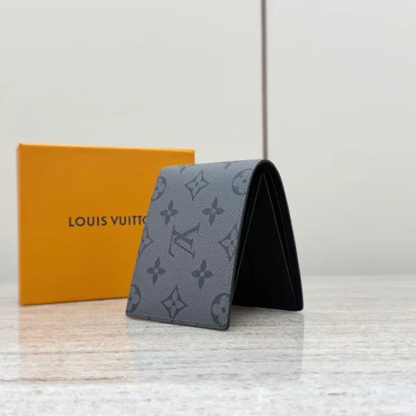 Louis Vuitton Slender Wallet - LW33