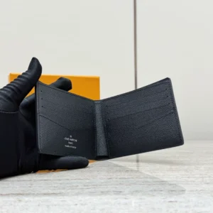 Louis Vuitton Slender Wallet - LW33