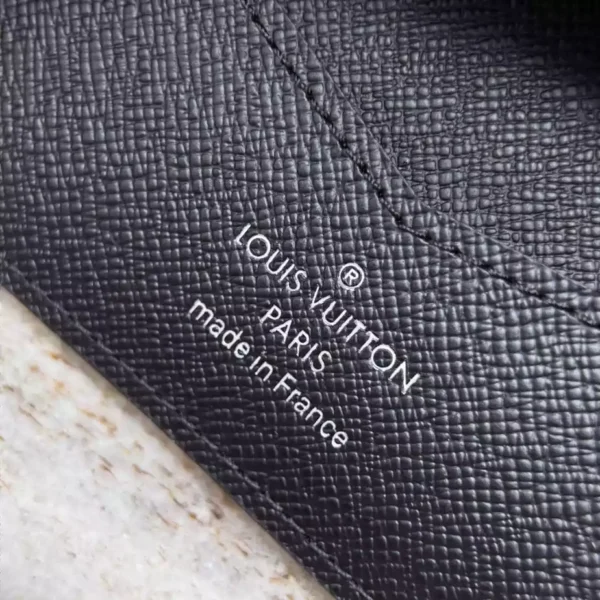 Louis Vuitton Slender Wallet - LW33