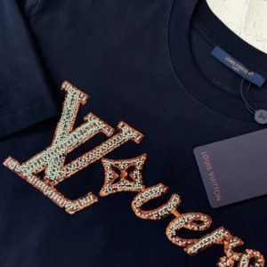 Louis Vuitton Vers Embellished Short-Sleeved T-Shirt - LT102