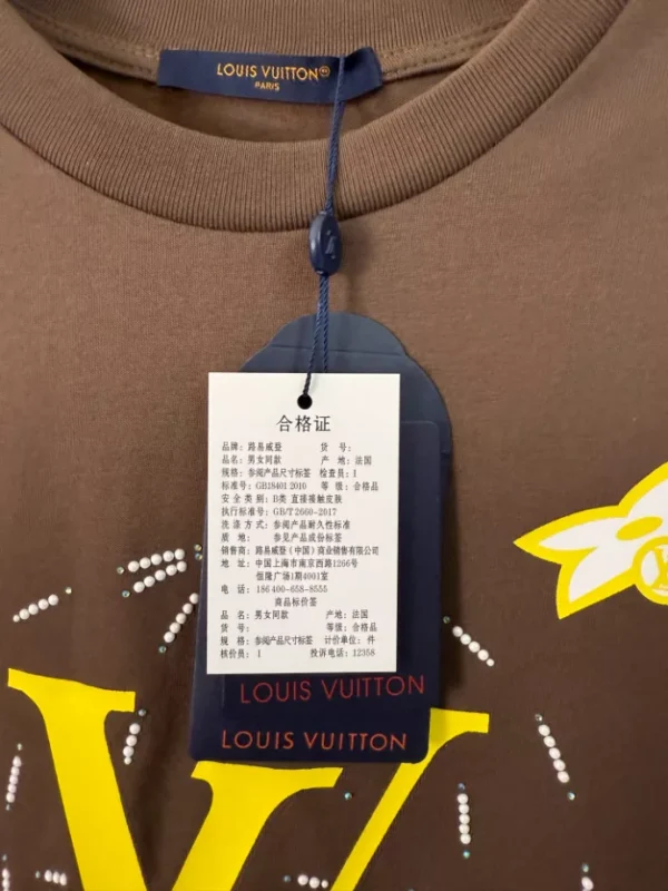 Louis Vuitton Washed Embellished Cotton T-Shirt - LT110