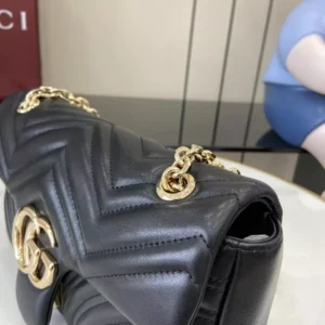 GG Marmont Medium Shoulder Bag - GH47