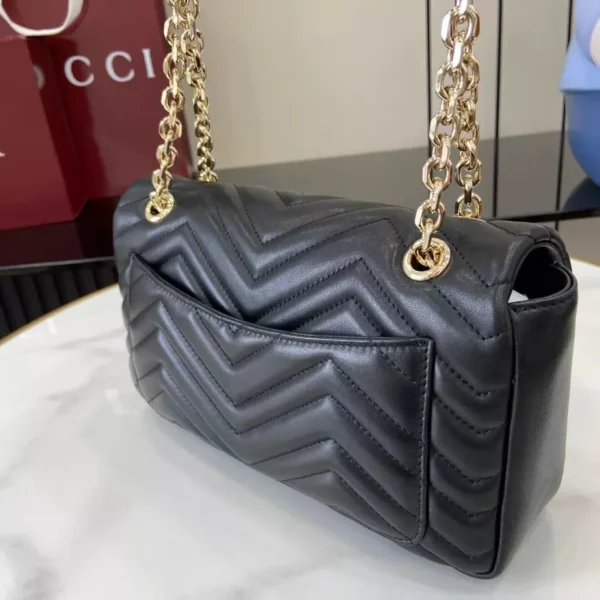 GG Marmont Medium Shoulder Bag - GH47