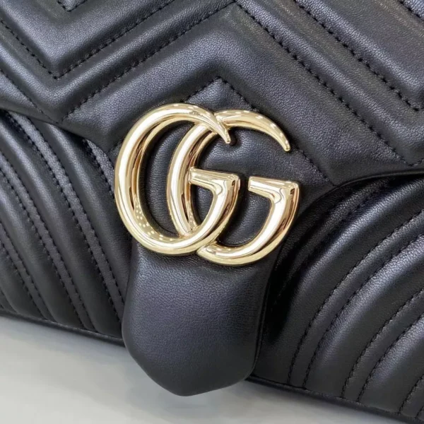 GG Marmont Medium Shoulder Bag - GH47
