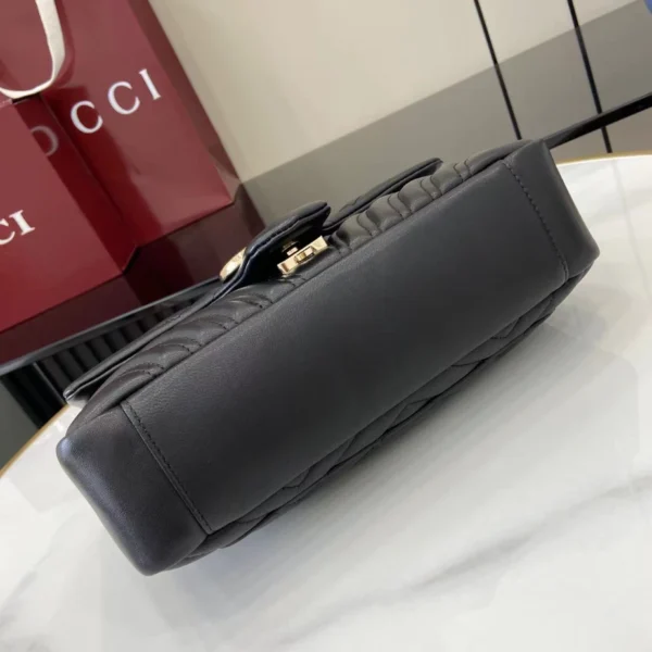 GG Marmont Medium Shoulder Bag - GH47
