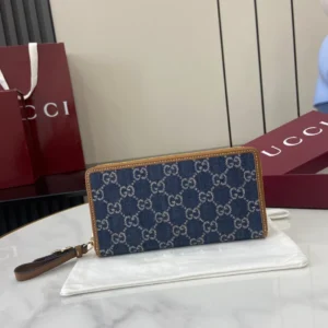 GG Emblem Zip Around Wallet - GW30