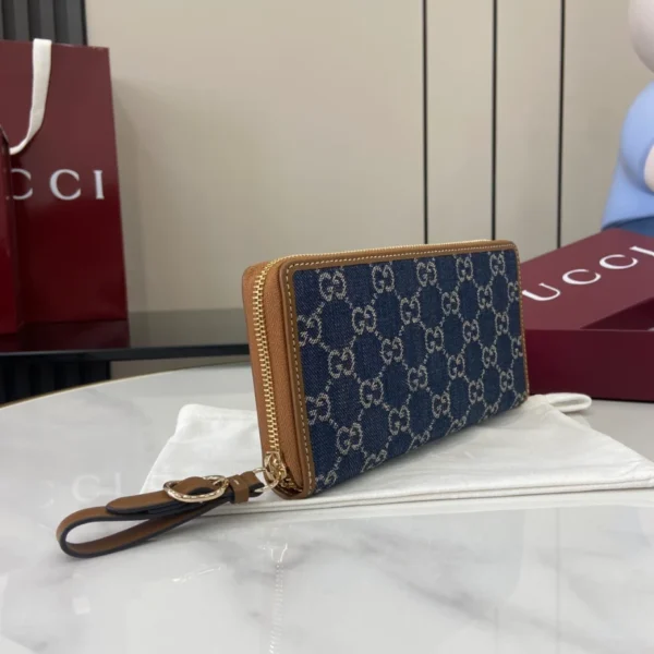 GG Emblem Zip Around Wallet - GW30