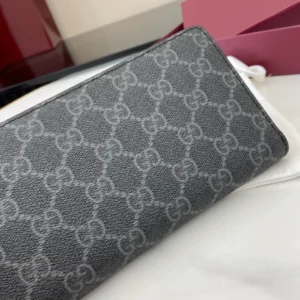 GG Emblem Zip Around Wallet - GW33