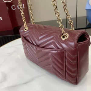 GG Marmont Medium Shoulder Bag - GH44