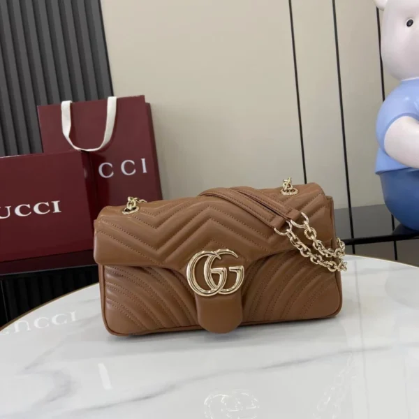 GG Marmont Medium Shoulder Bag - GH45