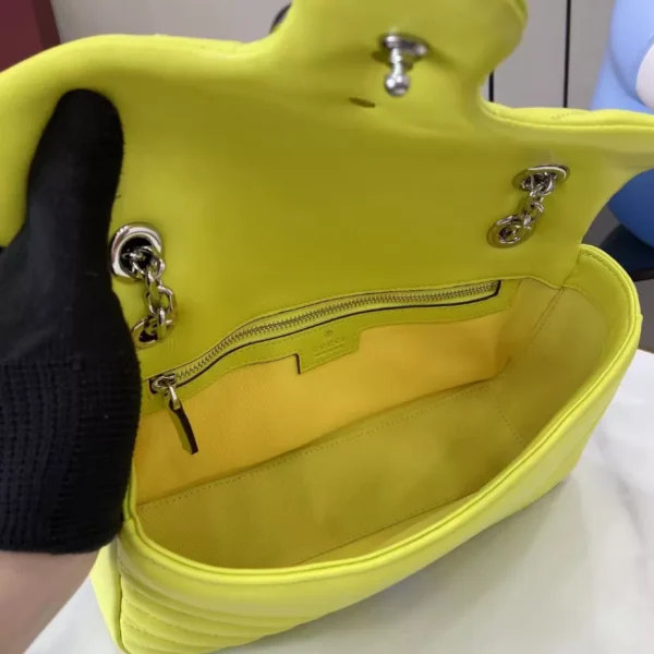 GG Marmont Medium Shoulder Bag - GH46
