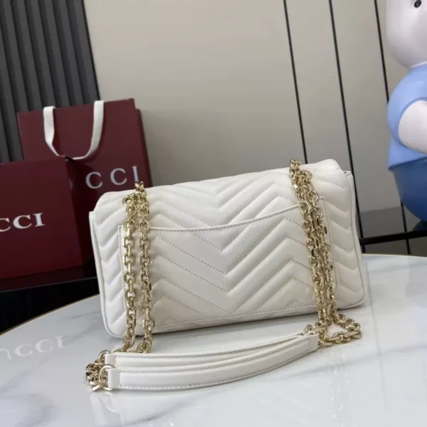 GG Marmont Medium Shoulder Bag - GH48