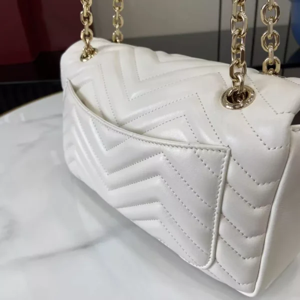 GG Marmont Medium Shoulder Bag - GH48