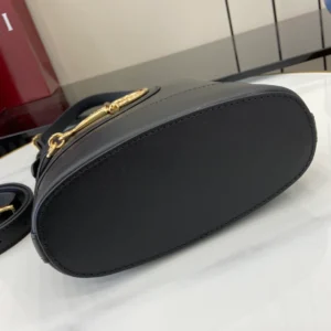 Gucci 73 Small Bucket Bag - GH77