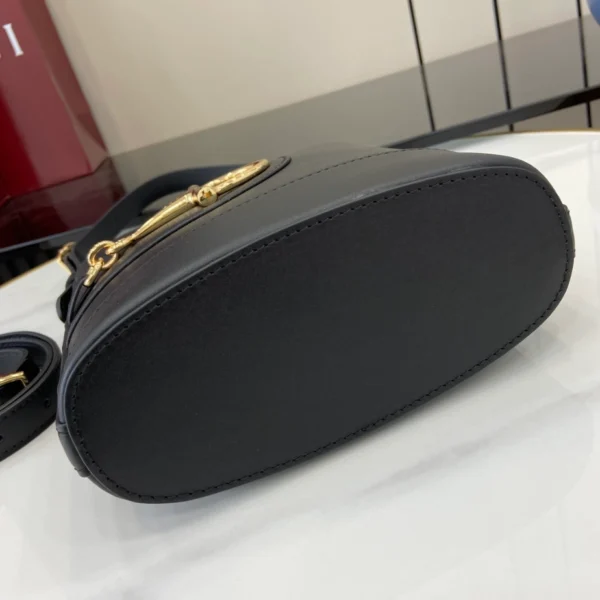 Gucci 73 Small Bucket Bag - GH77