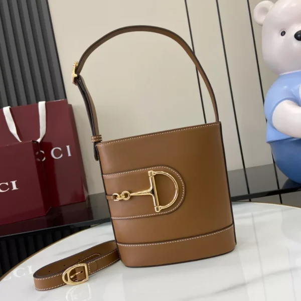 Gucci 73 Small Bucket Bag - GH78