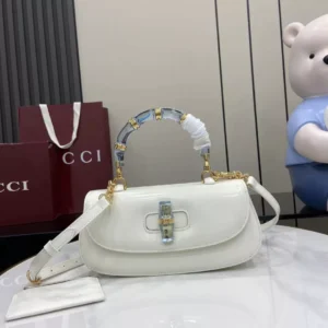 Gucci Bamboo Diva Medium Bag - GH67