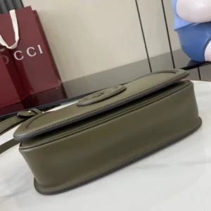 Gucci Blondie Medium Top Handle Bag - GH53