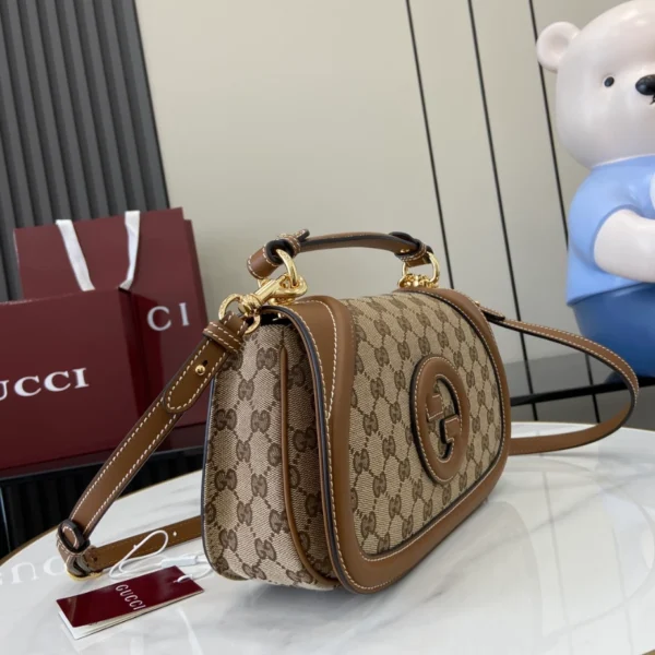 Gucci Blondie Medium Top Handle Bag - GH55