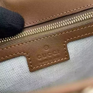 Gucci Blondie Medium Top Handle Bag - GH55