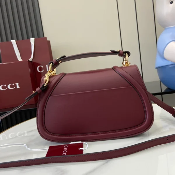Gucci Blondie Medium Top Handle Bag - GH56