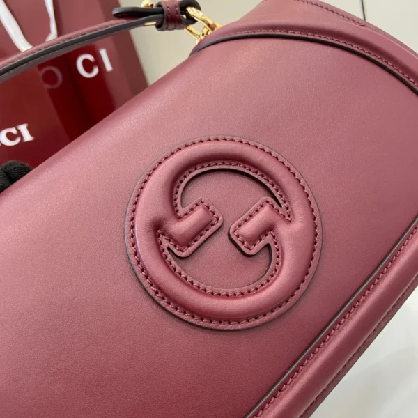 Gucci Blondie Medium Top Handle Bag - GH56