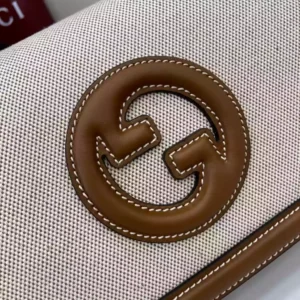 Gucci Blondie Medium Top Handle Bag - GH57