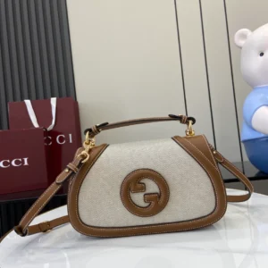 Gucci Blondie Medium Top Handle Bag - GH57