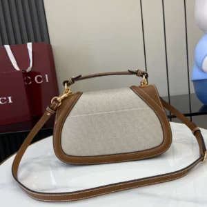 Gucci Blondie Medium Top Handle Bag - GH57