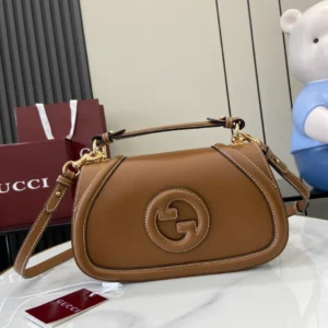 Gucci Blondie Medium Top Handle Bag - GH58