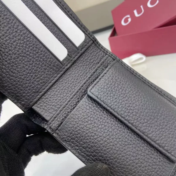 Gucci Interior GG Coin Wallet - GW29