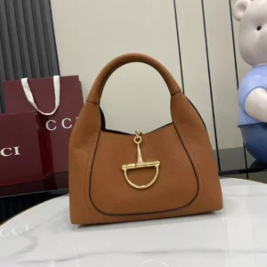 Gucci Softbit Medium Top Handle Bag - GH62
