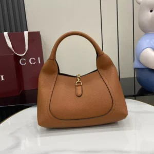Gucci Softbit Medium Top Handle Bag - GH62