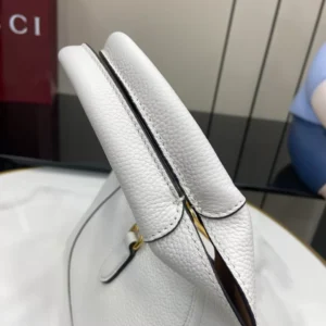 Gucci Softbit Medium Top Handle Bag - GH64