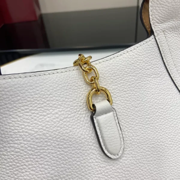 Gucci Softbit Medium Top Handle Bag - GH64