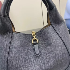 Gucci Softbit Medium Top Handle Bag - GH65